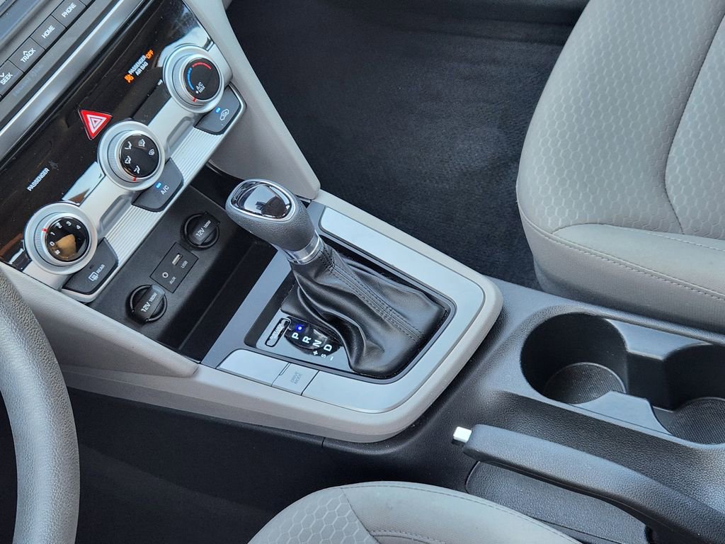 Used 2019 Hyundai Elantra SEL image 17