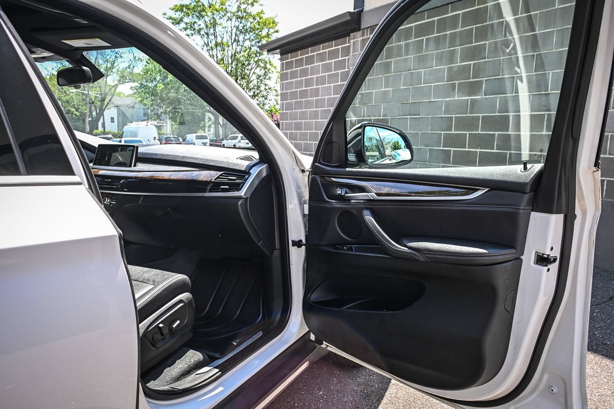 Used 2018 BMW X5 xDrive35i AWD/4WD image 17