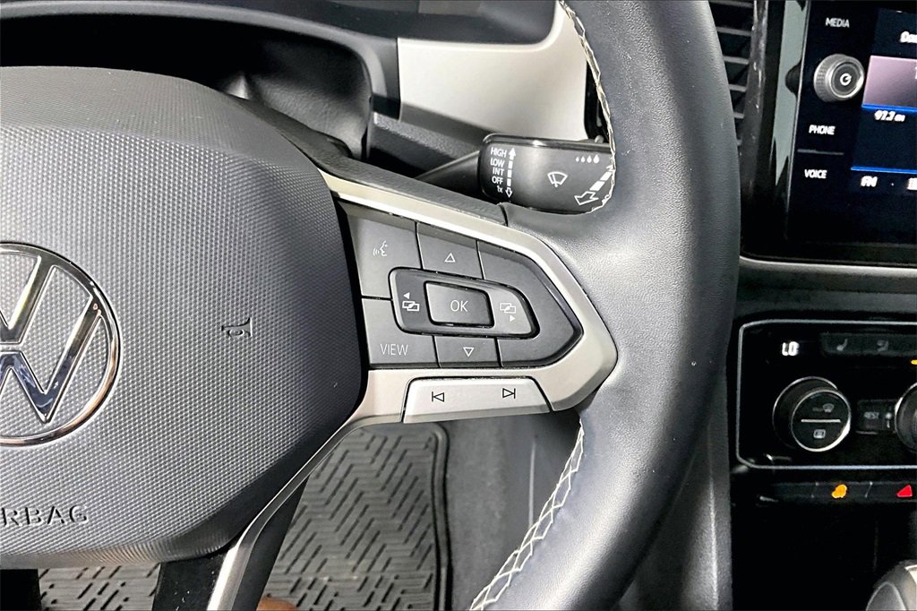 Used 2022 Volkswagen Atlas SE image 16