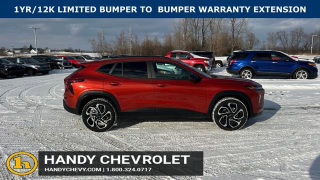 Certified 2024 Chevrolet Trax RS w/ Driver Confidence Package image 2