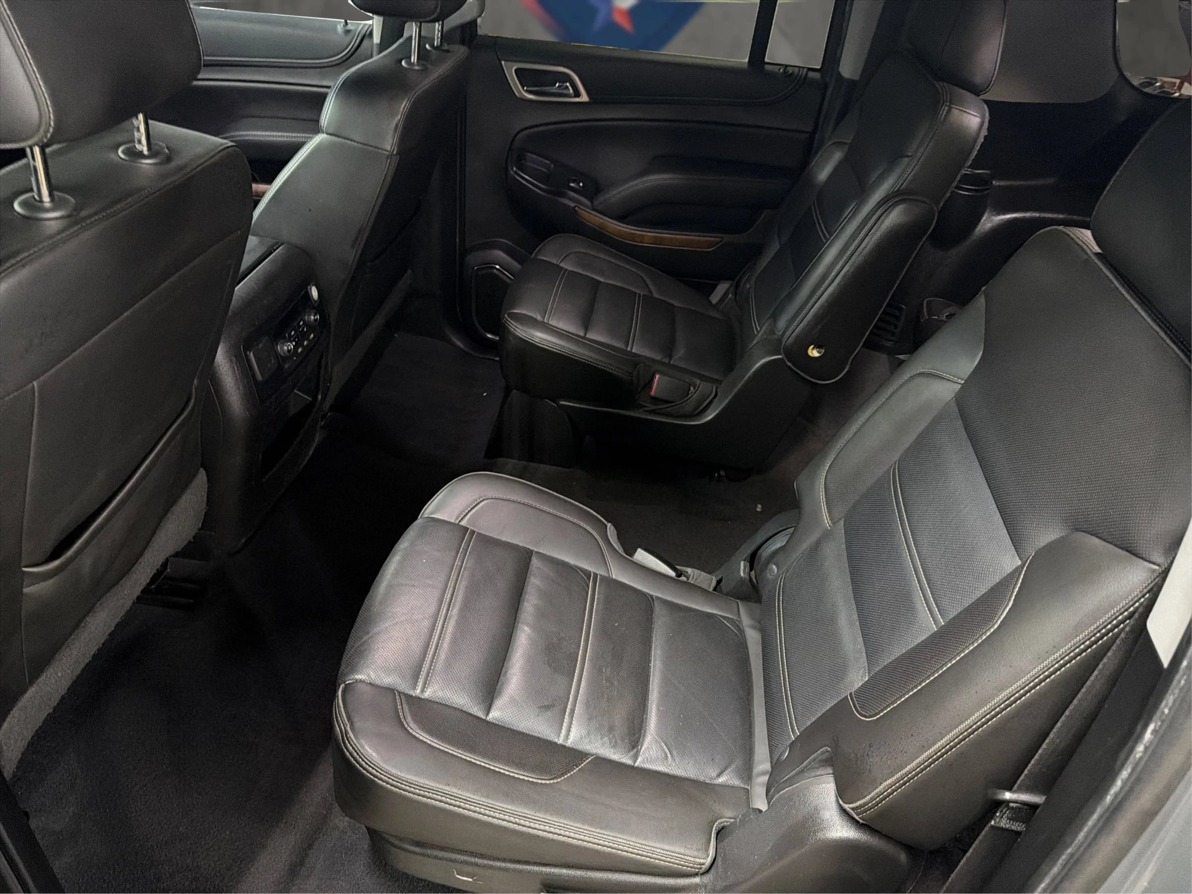 Used 2019 GMC Yukon XL Denali w/ Denali Ultimate Package RWD image 14