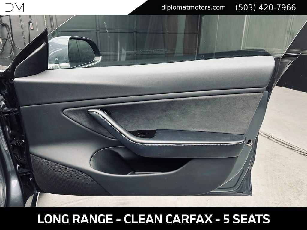 Used 2018 Tesla Model 3 Long Range RWD image 27