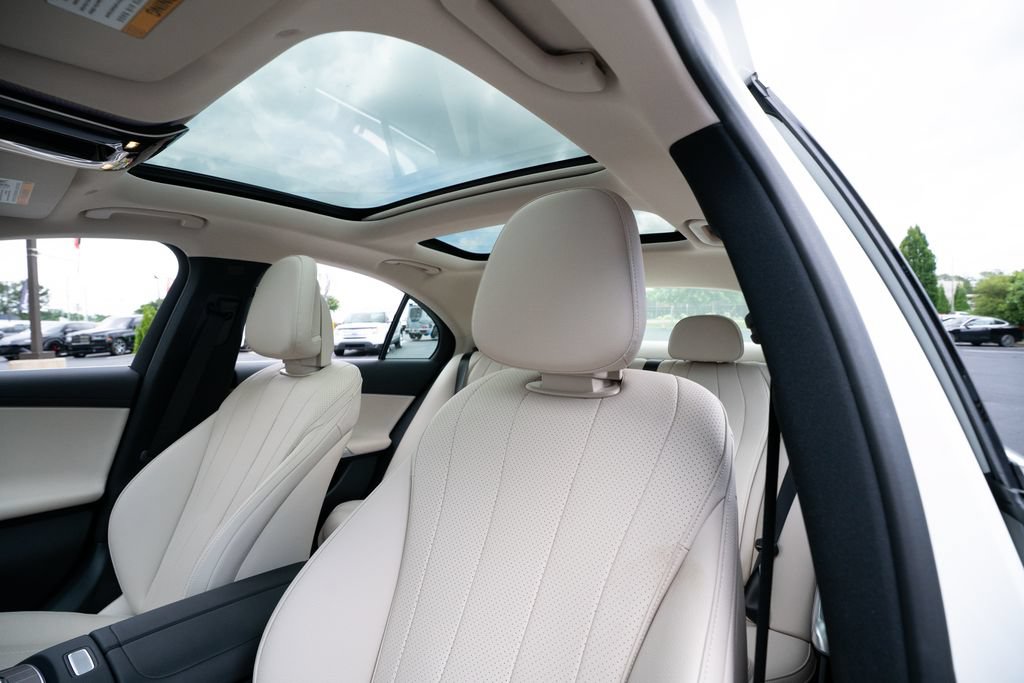 Used 2025 Mercedes-Benz E 350 Sedan w/ Winter Package image 35