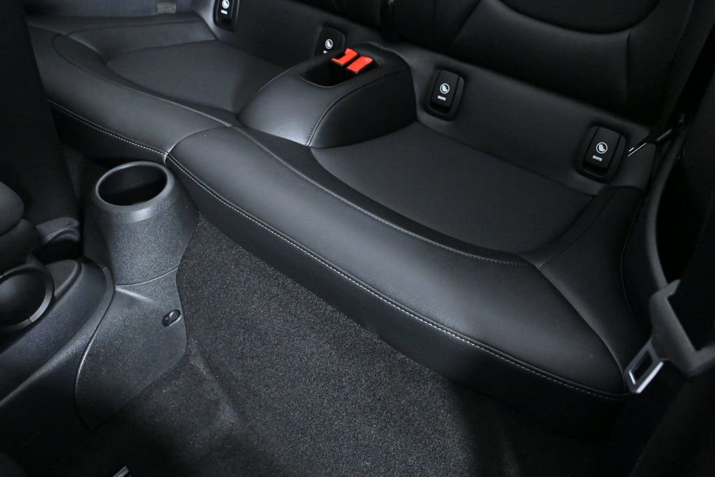 Certified 2024 MINI Cooper S FWD image 27