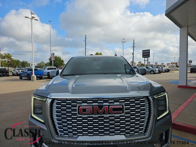 Used 2024 GMC Yukon Denali w/ Denali Reserve Package