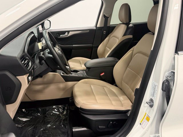 Used 2021 Ford Escape Titanium AWD/4WD image 10