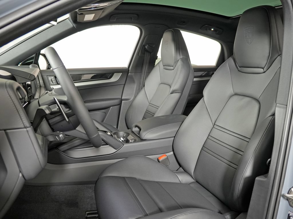 New 2026 Porsche Cayenne S AWD/4WD image 5