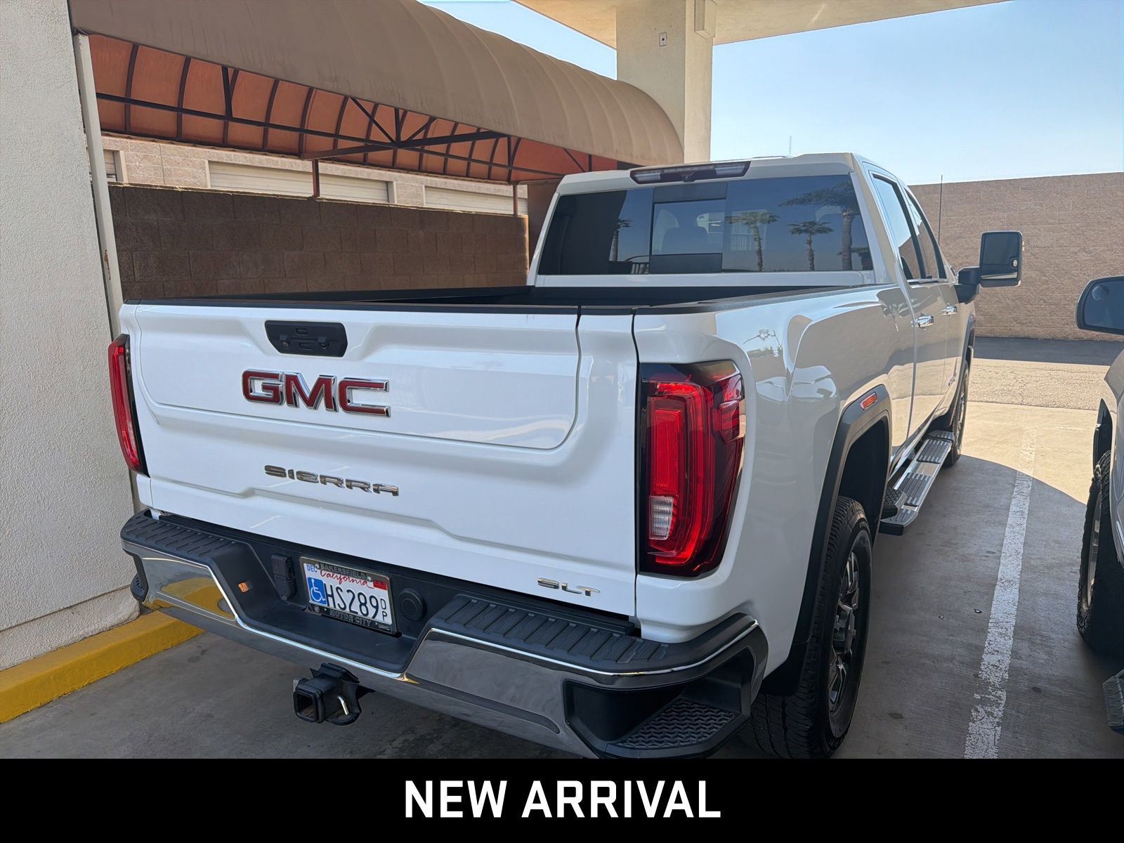 Certified 2021 GMC Sierra 2500 SLT w/ SLT Convenience Package image 4