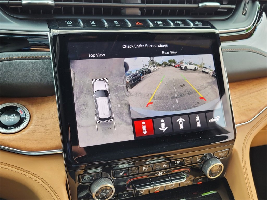 Used 2025 Jeep Grand Cherokee L Summit image 31