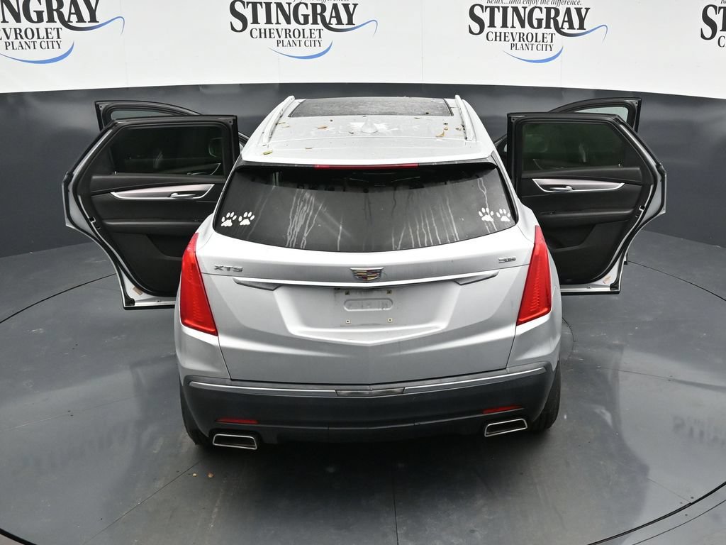 Used 2017 Cadillac XT5 Luxury w/ Driver Awareness Package FWD image 35