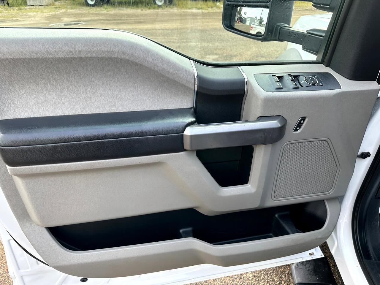 Used 2020 Ford F550 4x4 Crew Cab Super Duty image 18