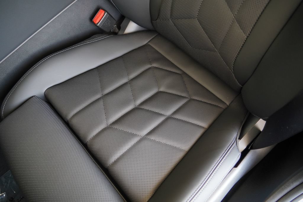 New 2027 BMW 530i w/ M Sport Package RWD image 11
