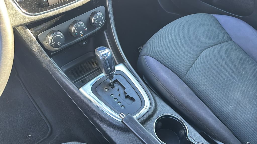 Used 2012 Chrysler 200 Touring image 20