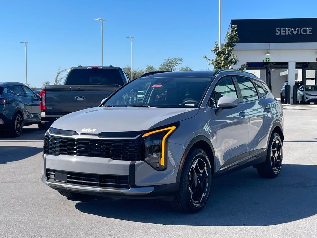 New 2026 Kia Sportage EX w/ EX Panoramic Sunroof Package image 3