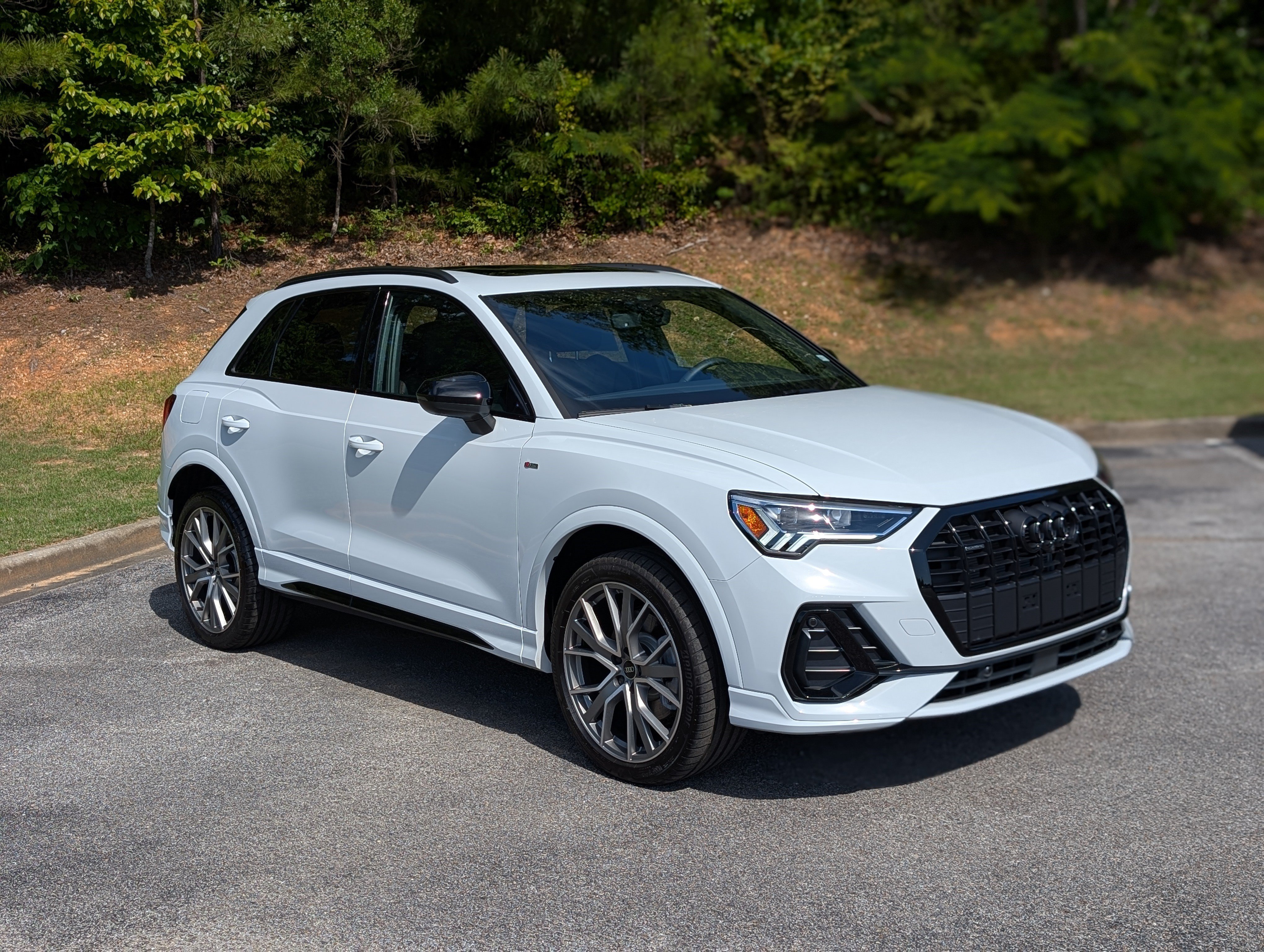 Used 2025 Audi Q3 2.0T Premium Plus w/ Premium Plus Package AWD/4WD image 11
