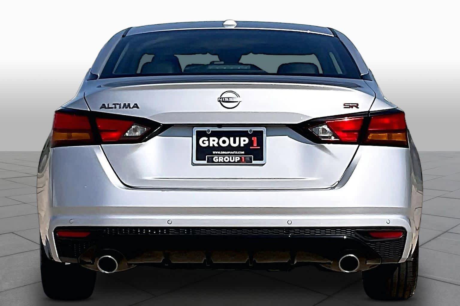 Used 2024 Nissan Altima 2.5 SR FWD image 5