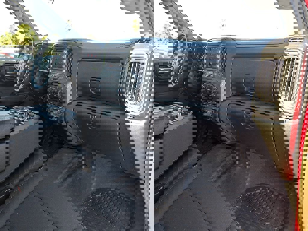 Certified 2025 Chevrolet Silverado 1500 W/T w/ Z71 Off-Road Package image 9