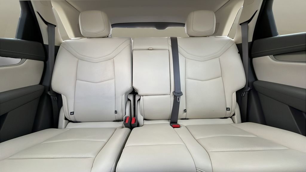 Used 2023 Cadillac XT5 Premium Luxury w/ LPO, Floor Liner Package image 16