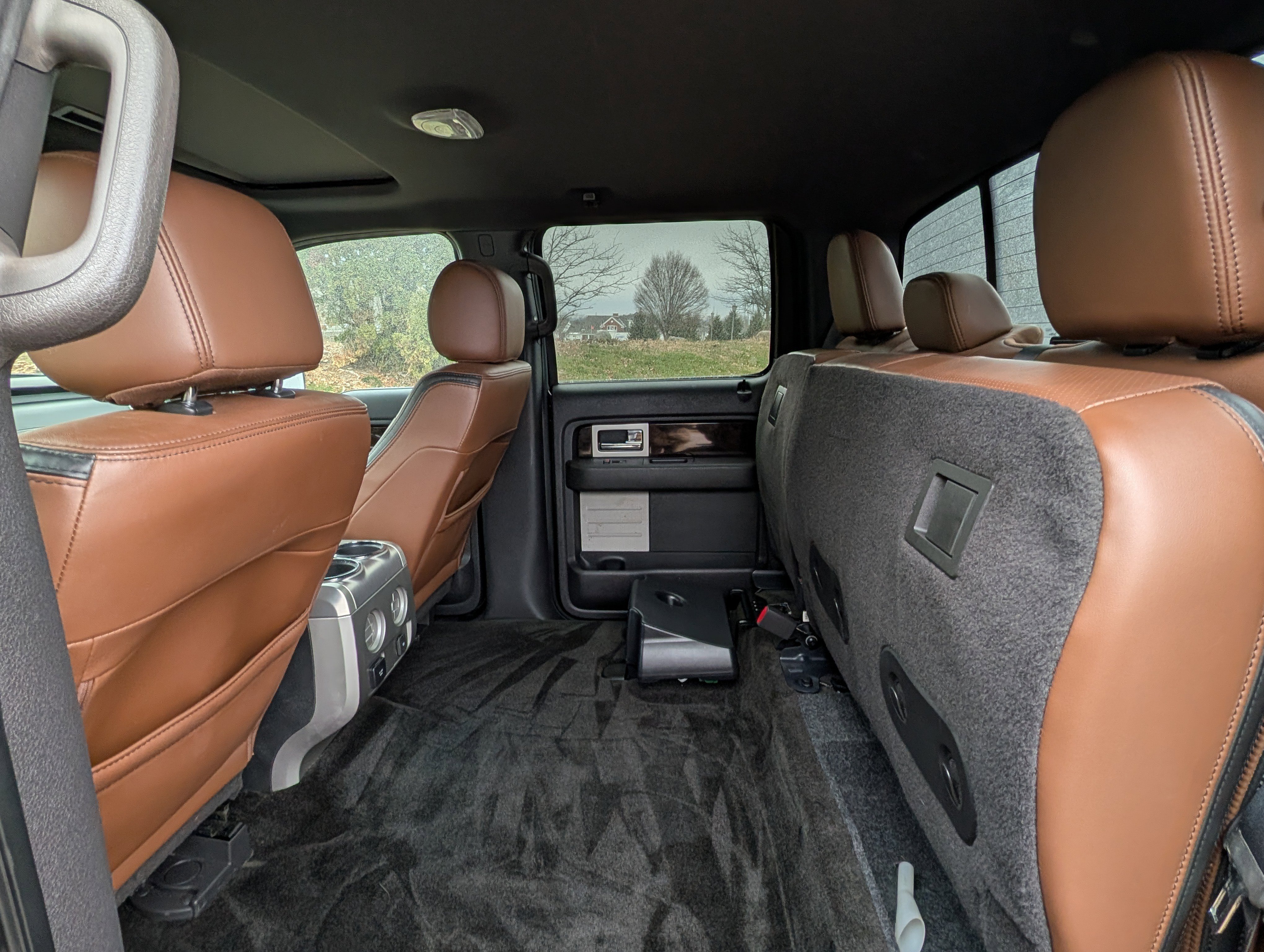 Used 2014 Ford F150 Platinum image 28