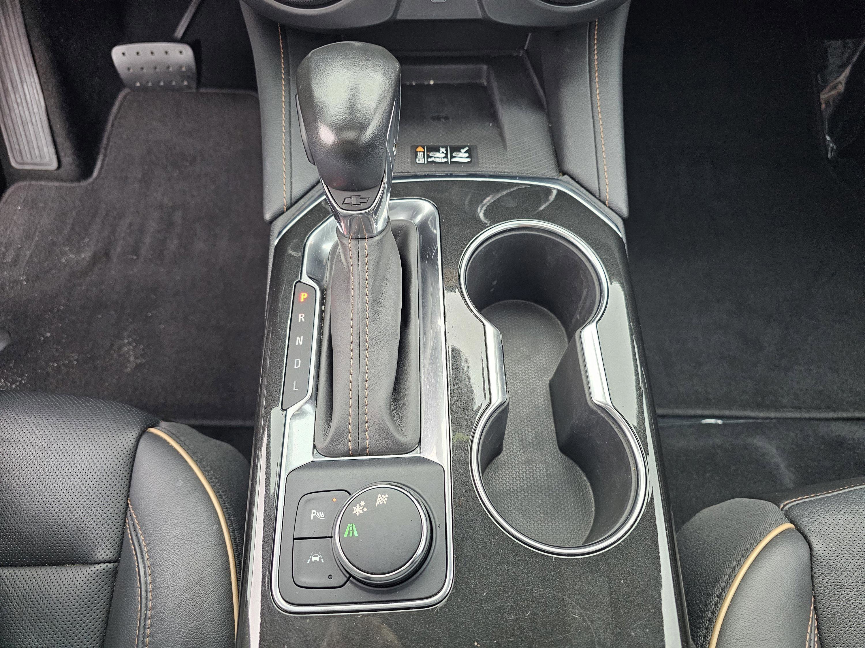 Used 2019 Chevrolet Blazer Premier w/ Sun and Wheels Package image 13