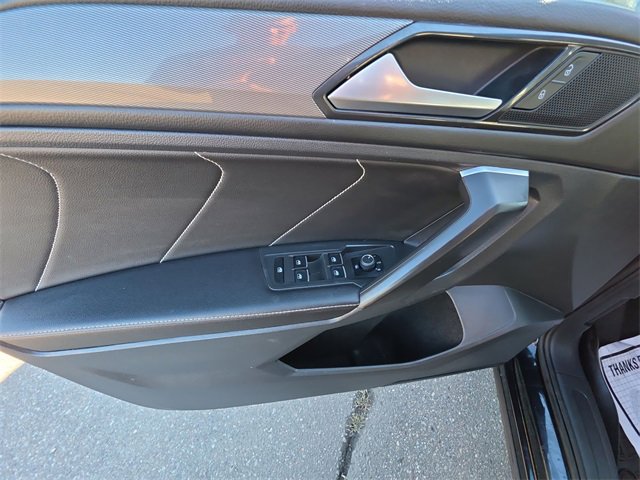 Used 2023 Volkswagen Tiguan SE image 13