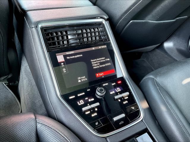 Used 2021 Porsche Panamera RWD image 12