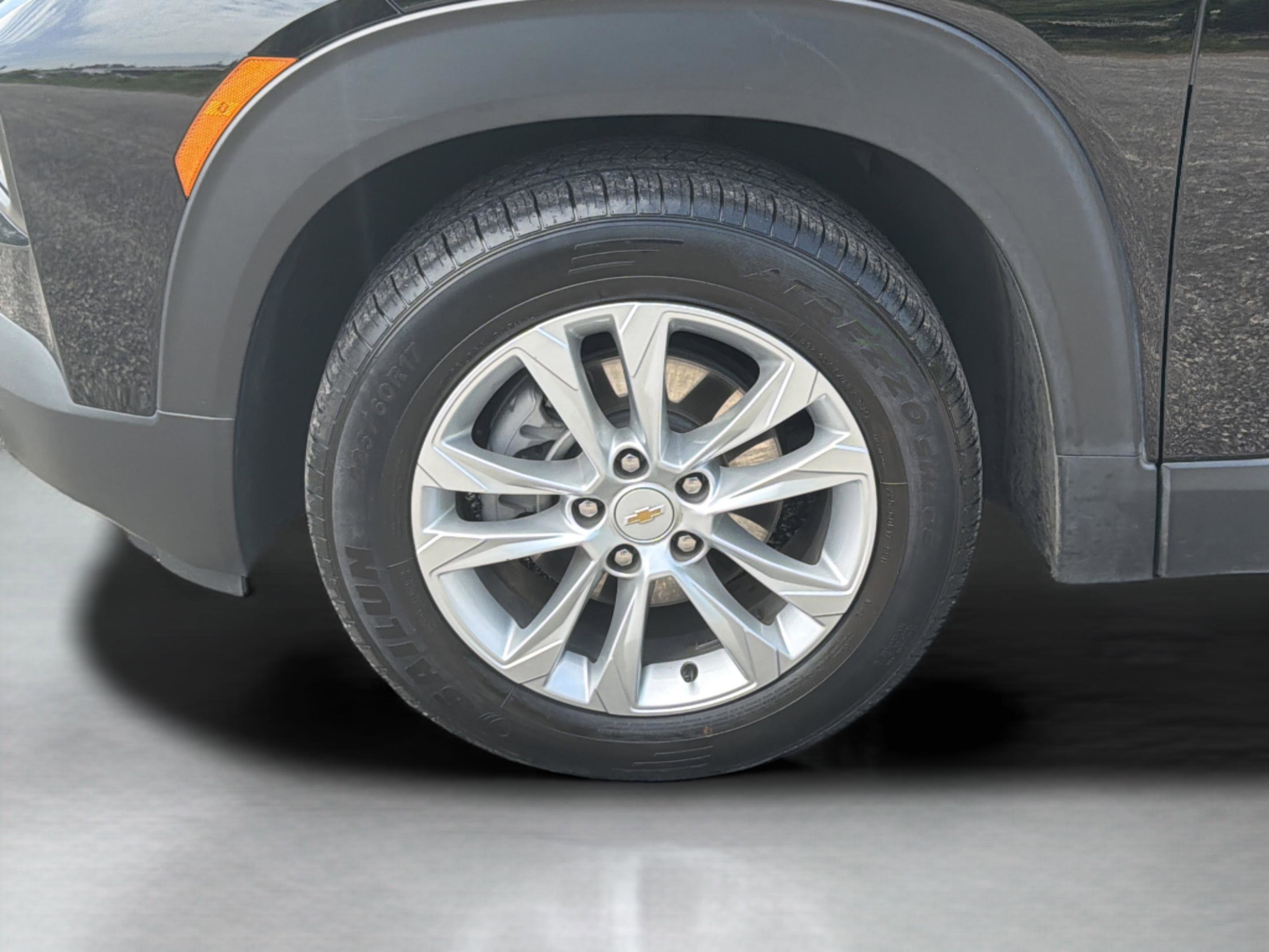 Used 2023 Chevrolet TrailBlazer LS FWD image 30