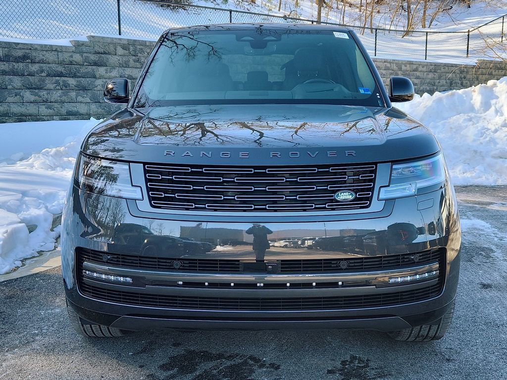 New 2026 Land Rover Range Rover SE image 8