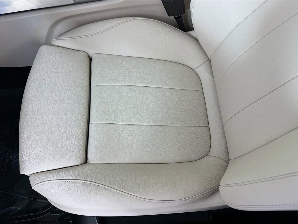 Certified 2026 Mercedes-Benz GLB 250 image 18