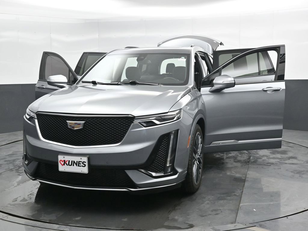 Used 2023 Cadillac XT6 Sport image 54