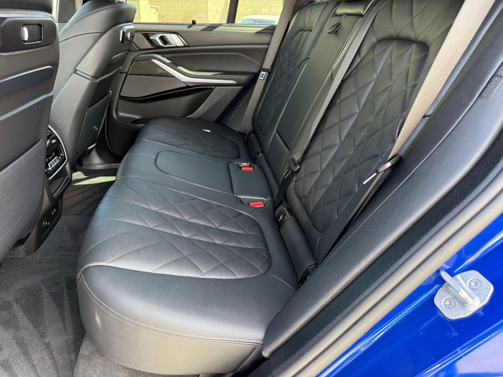 Used 2026 BMW X5 M60i image 31