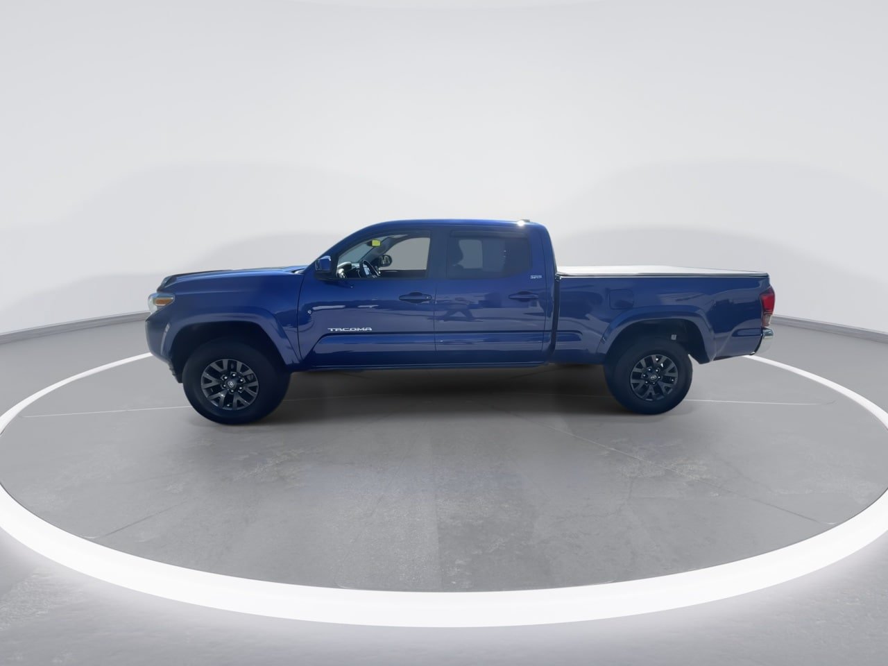 Used 2023 Toyota Tacoma SR5 AWD/4WD image 10