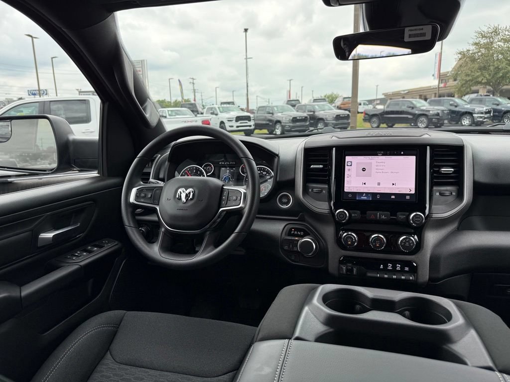 New 2026 RAM 1500 Express AWD/4WD image 10