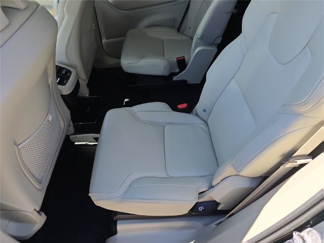 Used 2022 Volvo XC90 T6 Inscription w/ Advanced Package AWD/4WD image 15