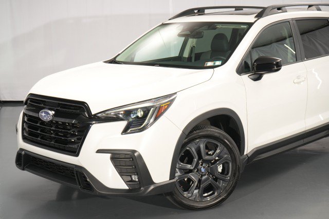 Used 2024 Subaru Ascent Onyx Edition AWD/4WD image 3