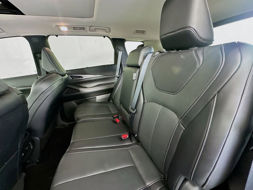 Used 2023 INFINITI QX60 Luxe w/ Cargo Package image 25