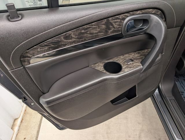 Used 2014 Buick Enclave Leather AWD/4WD image 18