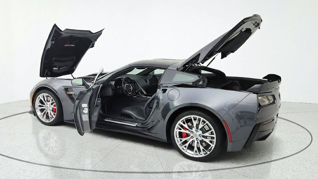 Used 2017 Chevrolet Corvette Z06 RWD image 12