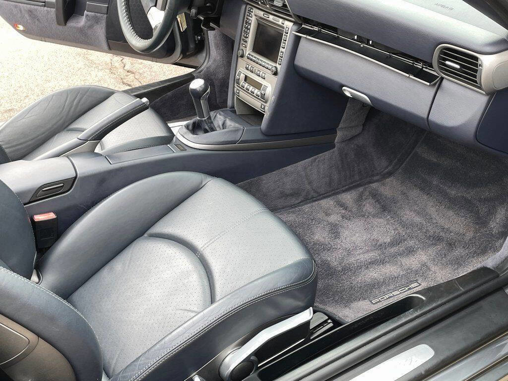 Used 2006 Porsche 911 Carrera image 31