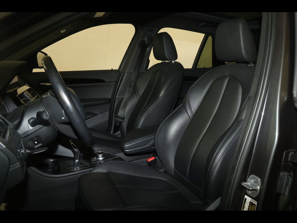 Used 2020 BMW X1 xDrive28i w/ Premium Package image 18