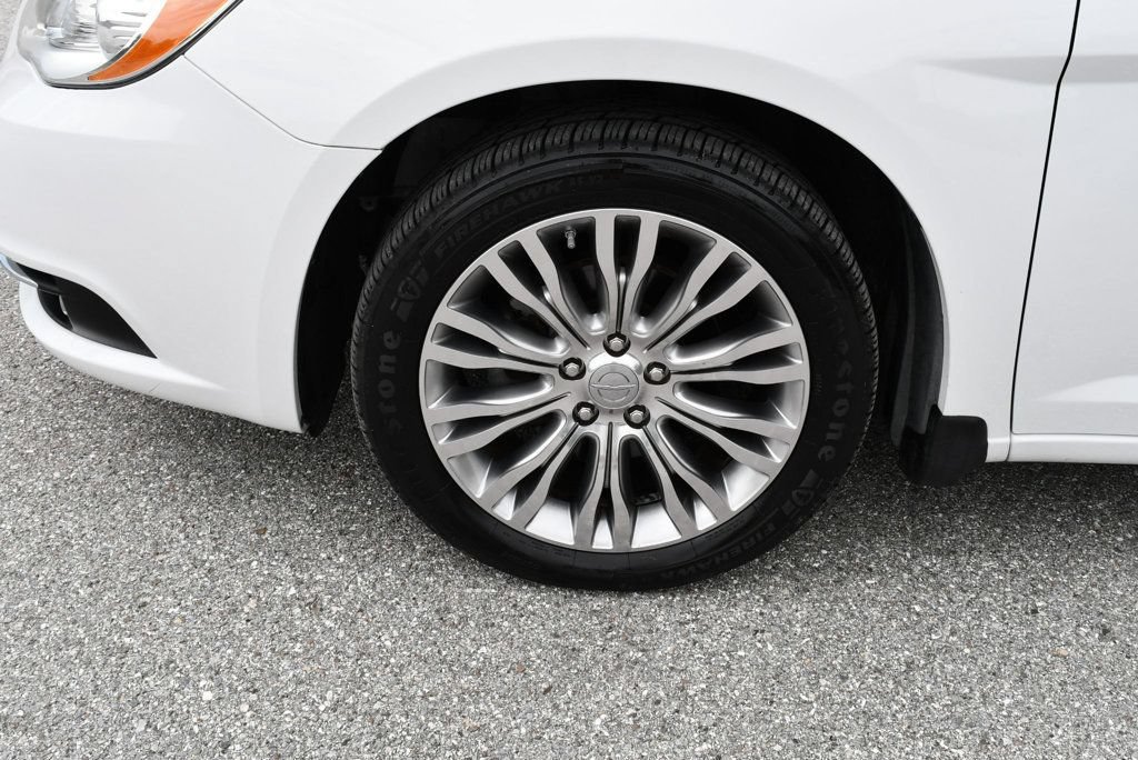 Used 2012 Chrysler 200 Limited FWD image 71
