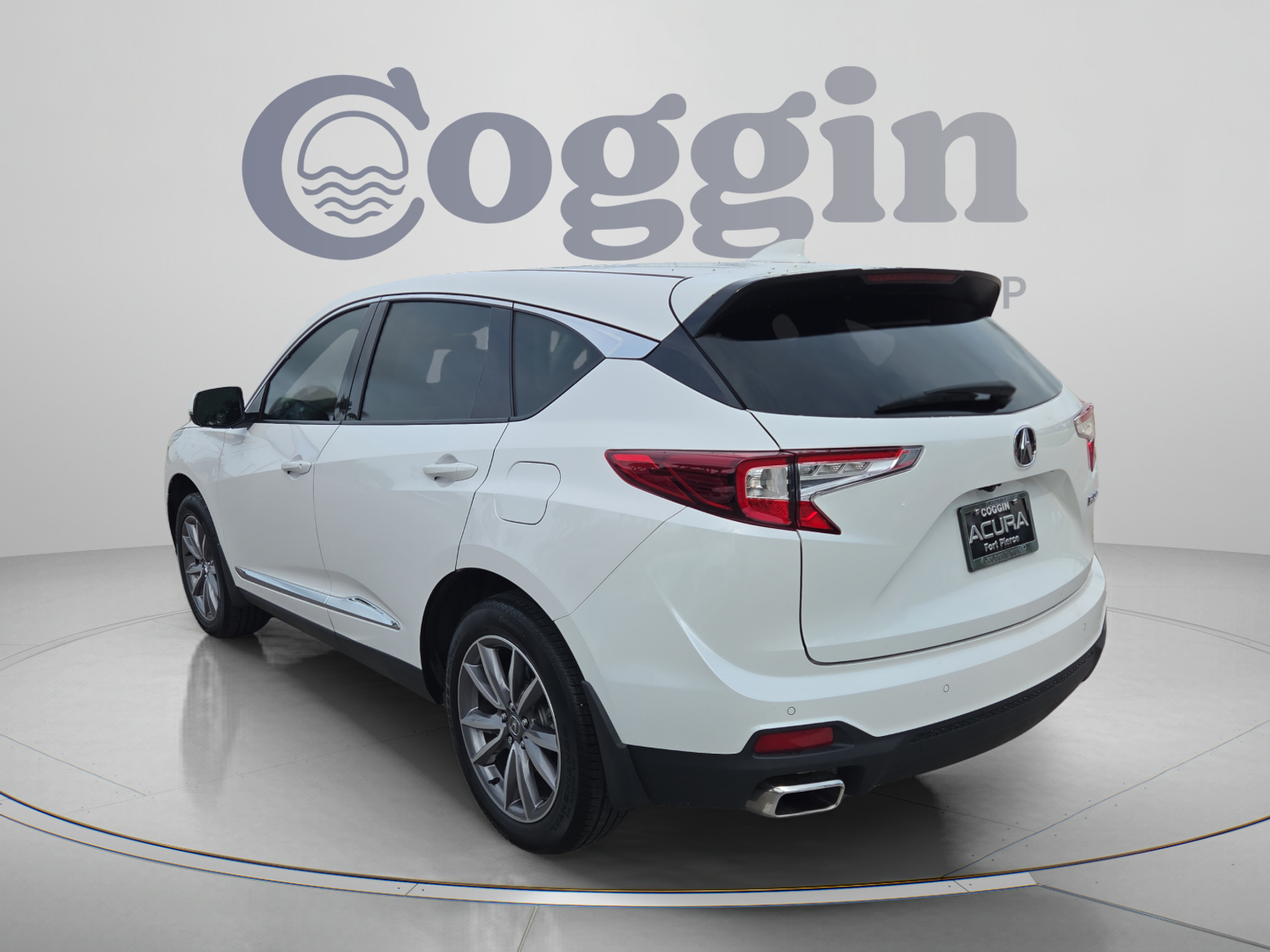 Used 2023 Acura RDX FWD w/ Technology Package image 3