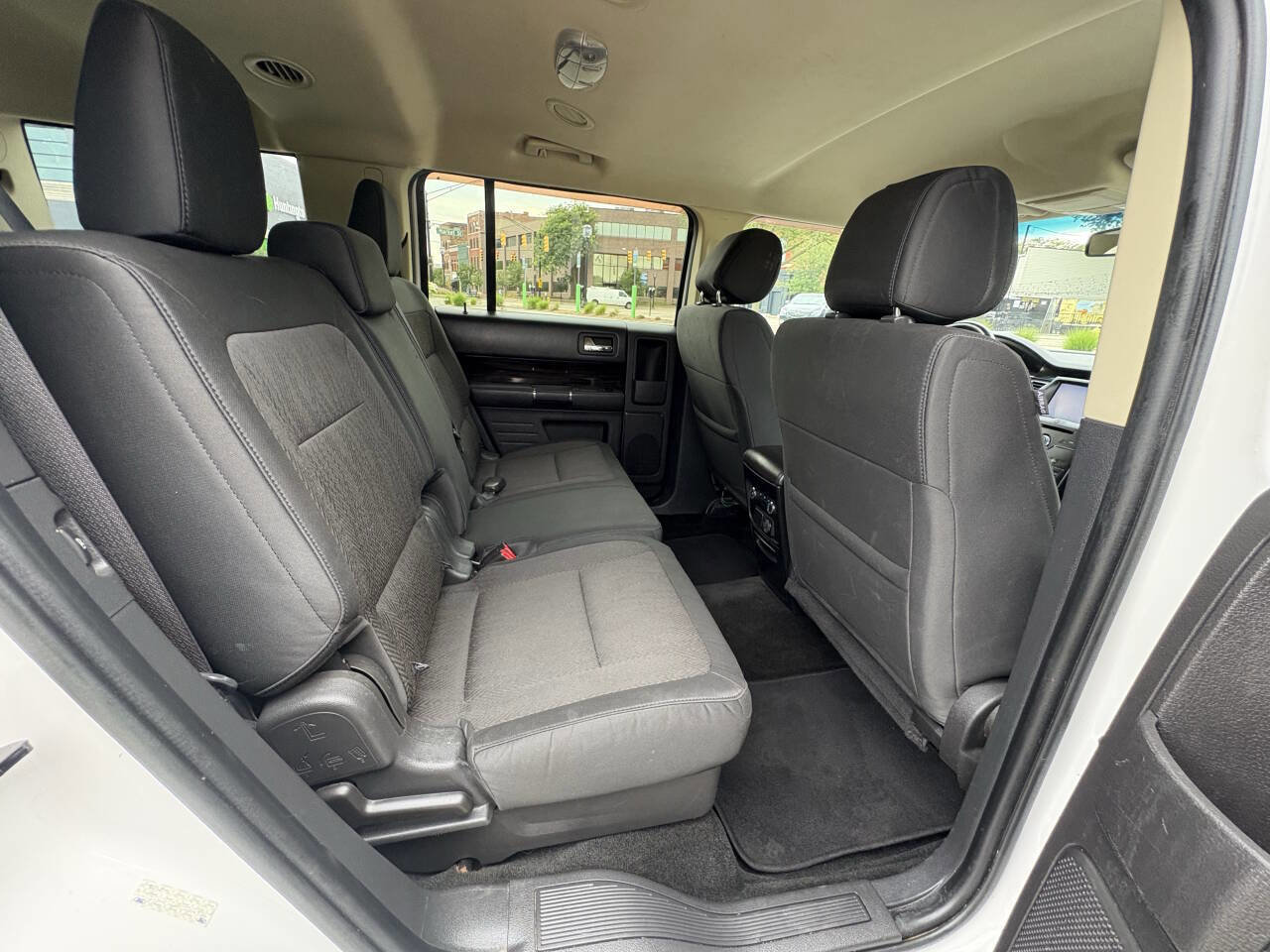 Used 2013 Ford Flex SEL w/ Class III Trailer Tow Pkg image 29