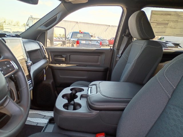 New 2026 RAM 2500 Tradesman AWD/4WD image 12