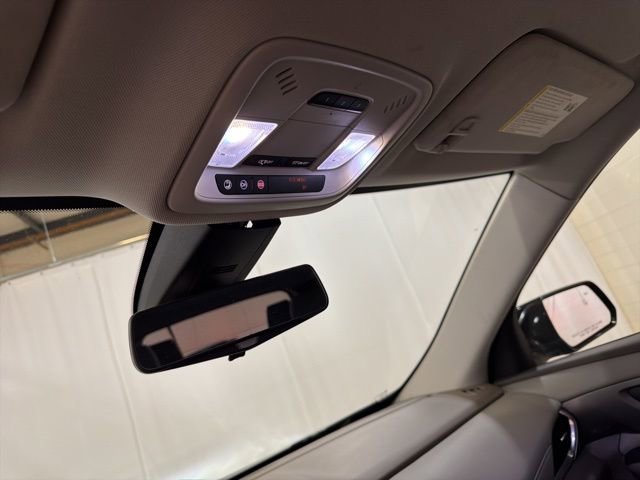 Used 2018 Chevrolet Traverse Premier w/ Driver Confidence II Package image 19