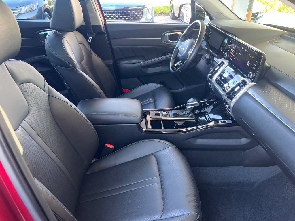 Used 2023 Kia Sorento SX AWD/4WD image 22