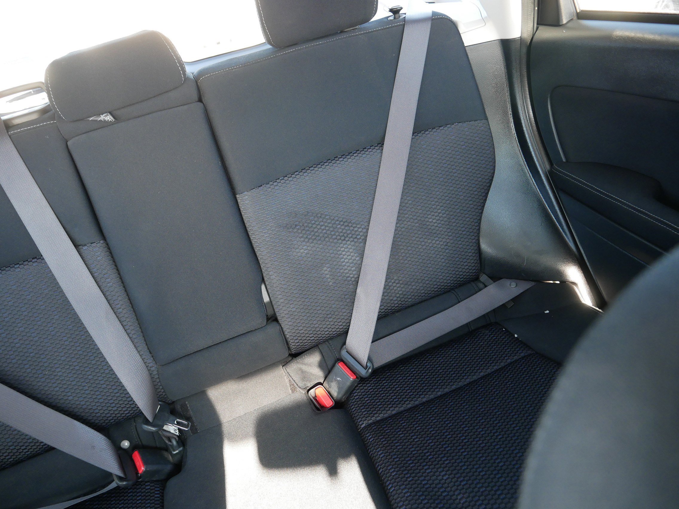 Used 2015 Subaru Forester 2.5i Premium w/ All-Weather Package image 14