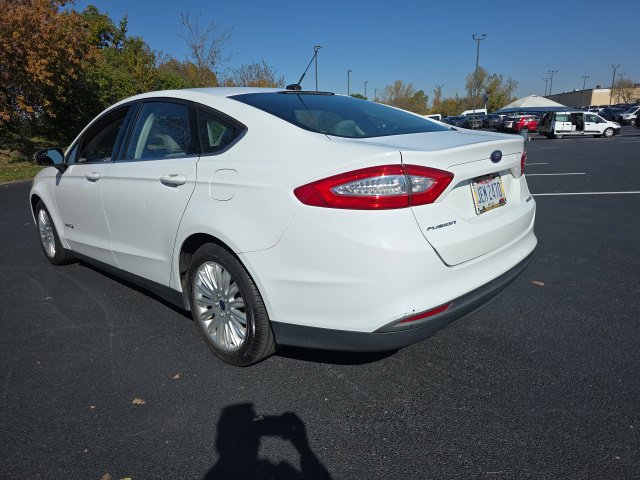 Used 2016 Ford Fusion S FWD image 4