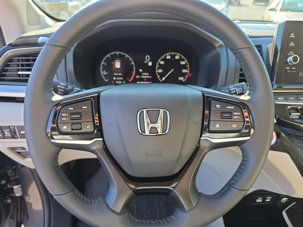 Certified 2026 Honda Odyssey Touring image 18