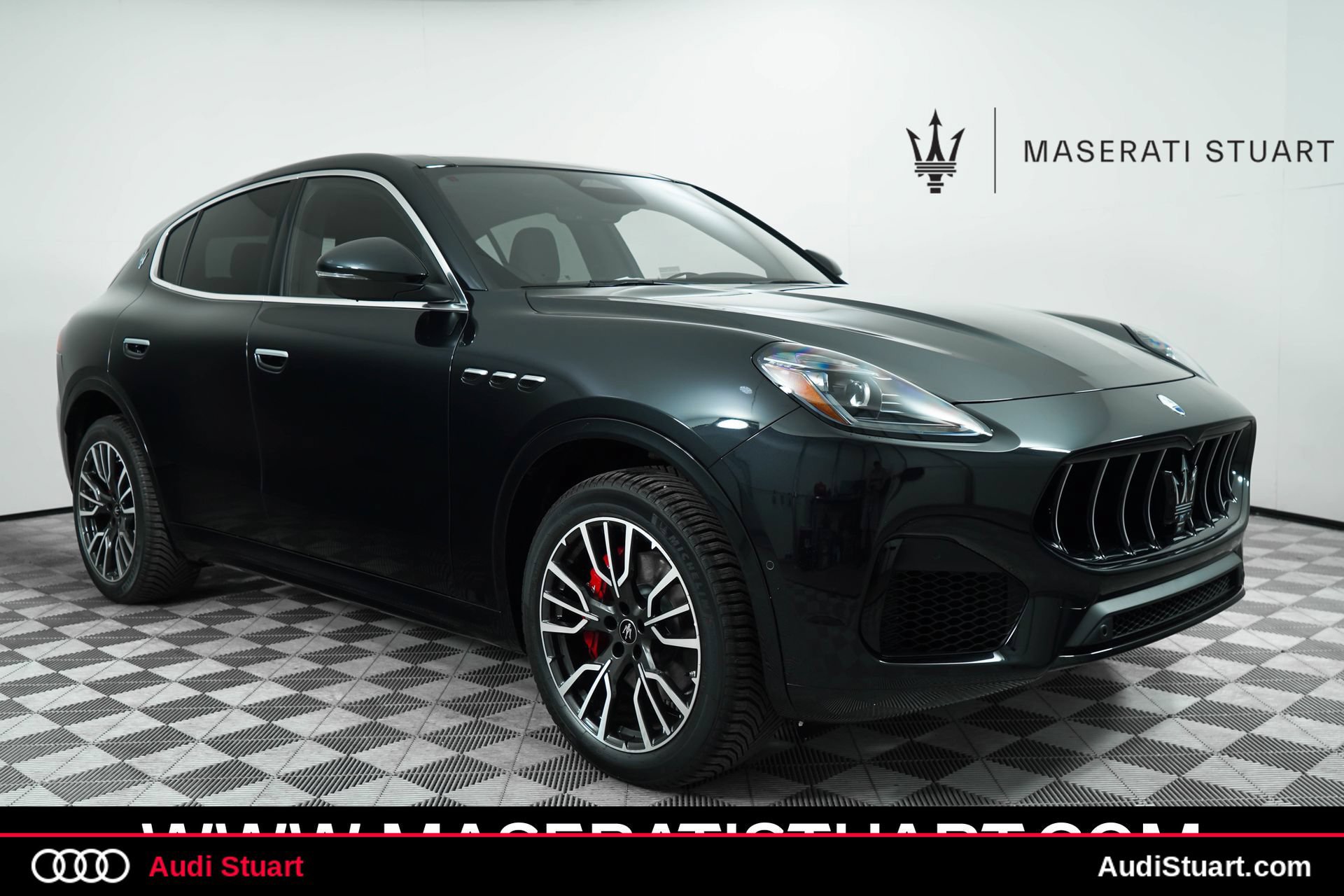 Used 2025 Maserati Grecale GT